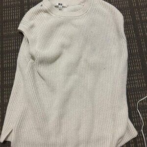 Sweater vest white